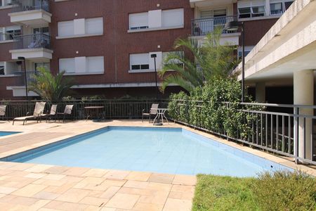 Apartamento para alugar com 117m², 2 quartos e 2 vagasPiscina
