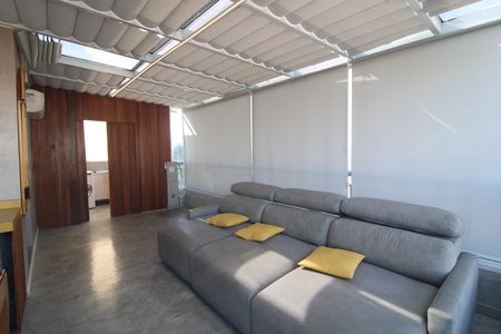 Apartamento para alugar com 117m², 2 quartos e 2 vagasSalão