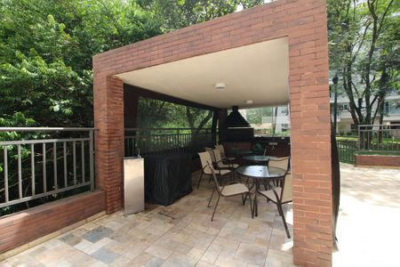 Apartamento para alugar com 117m², 2 quartos e 2 vagasÁrea comum - Churrasqueira