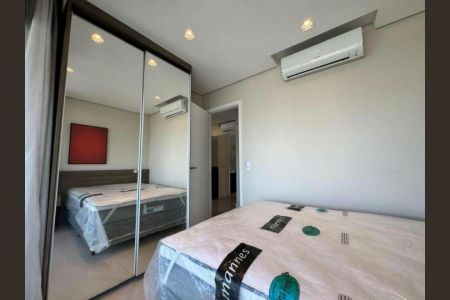 Foto 02 de apartamento à venda com 2 quartos, 63m² em Pinheiros, São Paulo