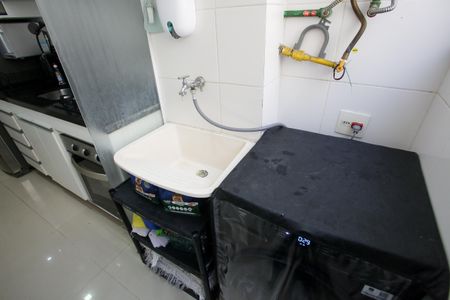 Apartamento para alugar com 50m², 2 quartos e 1 vagaÁrea de Serviço