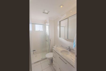 Apartamento para alugar com 90m², 3 quartos e 2 vagas Apartamento para alugar com 90m², 3 quartos e 2 vagasBanheiro