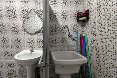 Apartamento para alugar com 56m², 1 quarto e 1 vaga Apartamento para alugar com 56m², 1 quarto e 1 vagaBanheiro
