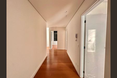 Apartamento à venda com 225m², 4 quartos e 4 vagas