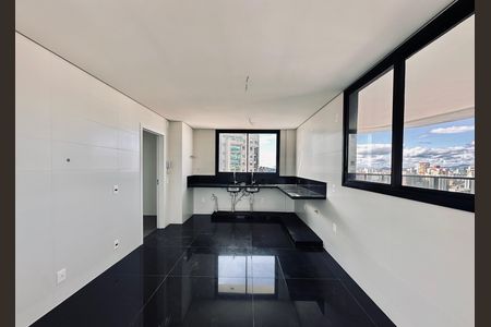Apartamento à venda com 225m², 4 quartos e 4 vagas