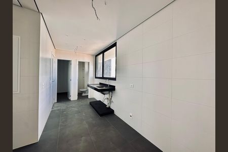 Apartamento à venda com 225m², 4 quartos e 4 vagas