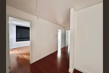Apartamento à venda com 225m², 4 quartos e 4 vagas