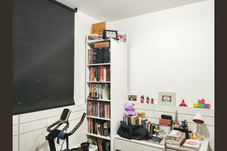 Quarto 1 de apartamento à venda com 3 quartos, 110m² em Sagrada Família, Belo Horizonte