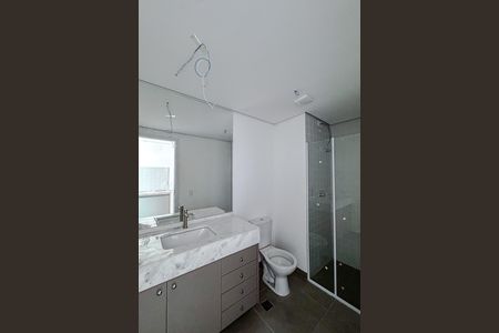 Banheiro de kitnet/studio para alugar com 1 quarto, 29m² em Brás, São Paulo