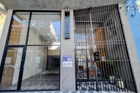 Apartamento para alugar com 29m², 1 quarto e sem vaga Apartamento para alugar com 29m², 1 quarto e sem vagaFachada com Placa