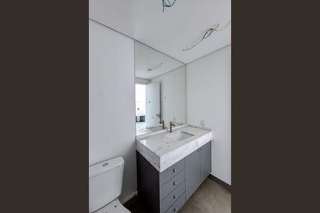 Banheiro de apartamento para alugar com 1 quarto, 28m² em Brás, São Paulo