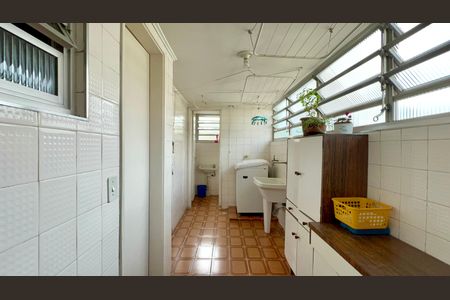 Apartamento à venda com 118m², 3 quartos e 1 vaga Apartamento à venda com 118m², 3 quartos e 1 vagaÁrea de Serviço