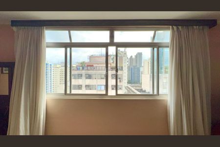 Vista da Sala de apartamento à venda com 3 quartos, 118m² em Pinheiros, São Paulo