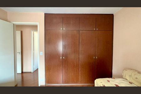 Apartamento à venda com 118m², 3 quartos e 1 vaga Apartamento à venda com 118m², 3 quartos e 1 vagaQuarto 2