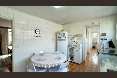 Apartamento à venda com 118m², 3 quartos e 1 vaga Apartamento à venda com 118m², 3 quartos e 1 vagaCozinha