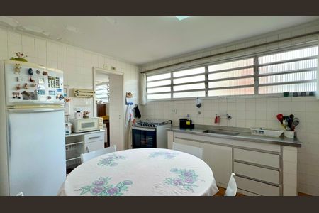 Apartamento à venda com 118m², 3 quartos e 1 vaga Apartamento à venda com 118m², 3 quartos e 1 vagaCozinha