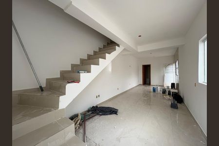 Casa à venda com 2 quartos, 90m² em Jardim Maria Antonia (Nova Veneza), Sumaré