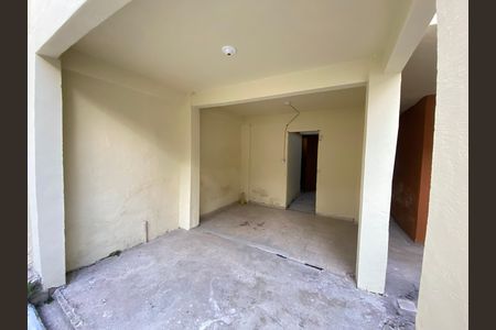 Casa à venda com 120m², 2 quartos e sem vaga