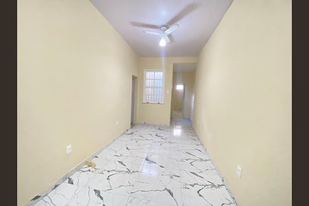 Casa à venda com 120m², 2 quartos e sem vaga