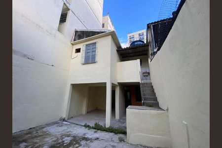 Casa à venda com 120m², 2 quartos e sem vaga