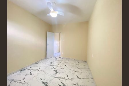 Casa à venda com 120m², 2 quartos e sem vaga