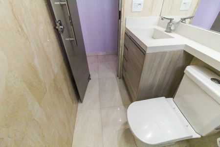 Apartamento para alugar com 56m², 2 quartos e 1 vaga Apartamento para alugar com 56m², 2 quartos e 1 vagaBanheiro