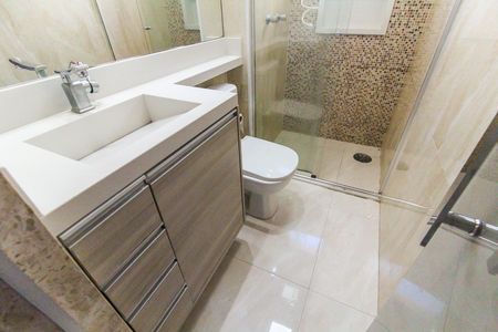 Apartamento para alugar com 56m², 2 quartos e 1 vaga Apartamento para alugar com 56m², 2 quartos e 1 vagaBanheiro