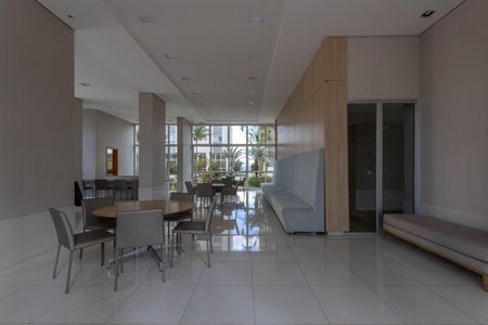 Apartamento à venda com 64m², 2 quartos e 2 vagas Apartamento à venda com 64m², 2 quartos e 2 vagasÁrea comum - Salão de festas