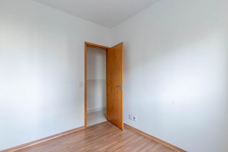 Apartamento à venda com 64m², 2 quartos e 2 vagas Apartamento à venda com 64m², 2 quartos e 2 vagasQuarto 1