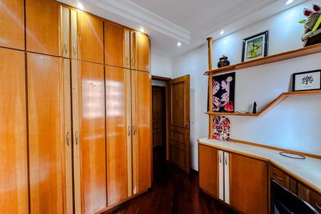 Apartamento à venda com 129m², 3 quartos e 2 vagasQuarto 2