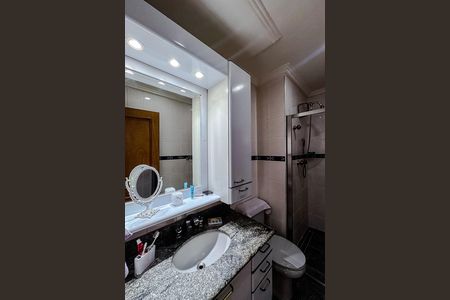 Apartamento à venda com 129m², 3 quartos e 2 vagasBanheiro