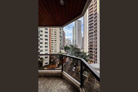 Apartamento à venda com 129m², 3 quartos e 2 vagasVaranda da Suíte