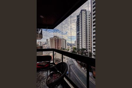 Apartamento à venda com 129m², 3 quartos e 2 vagasVaranda