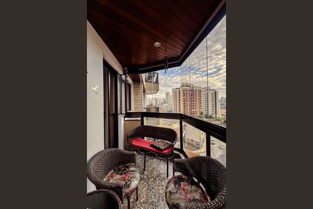 Apartamento à venda com 129m², 3 quartos e 2 vagasVaranda