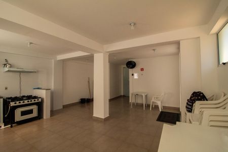 Apartamento à venda com 94m², 2 quartos e 1 vaga Apartamento à venda com 94m², 2 quartos e 1 vagaÁrea comum - Salão de festas