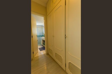 Apartamento à venda com 211m², 3 quartos e 4 vagas Apartamento à venda com 211m², 3 quartos e 4 vagassuíte 2