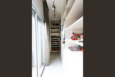 Apartamento à venda com 211m², 3 quartos e 4 vagas Apartamento à venda com 211m², 3 quartos e 4 vagasCloset da suíte 1