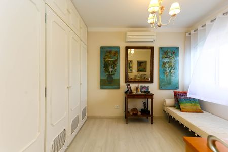 Apartamento à venda com 211m², 3 quartos e 4 vagas Apartamento à venda com 211m², 3 quartos e 4 vagassuíte 2