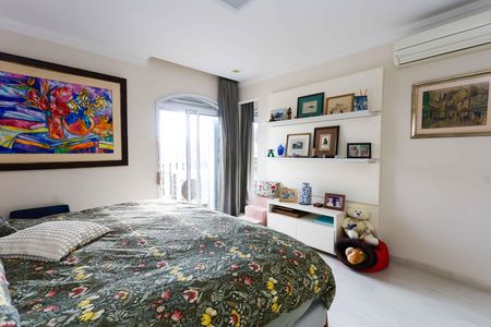 Apartamento à venda com 211m², 3 quartos e 4 vagas Apartamento à venda com 211m², 3 quartos e 4 vagassuíte 1