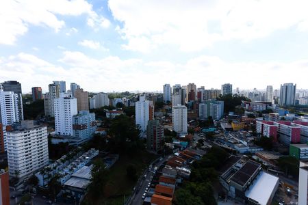 Apartamento à venda com 211m², 3 quartos e 4 vagas Apartamento à venda com 211m², 3 quartos e 4 vagasSala vista