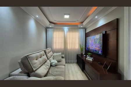 Sala de apartamento para alugar com 2 quartos, 54m² em Jardim Santo André, Santo André