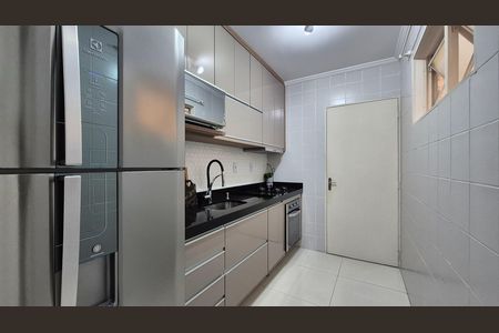 Apartamento para alugar com 54m², 2 quartos e 1 vaga Apartamento para alugar com 54m², 2 quartos e 1 vagaCozinha