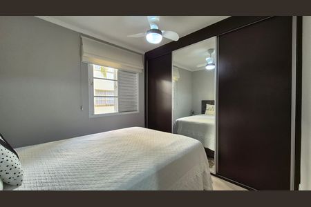 Quarto de apartamento para alugar com 2 quartos, 54m² em Jardim Santo André, Santo André