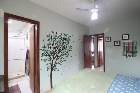 Casa de condomínio à venda com 170m², 3 quartos e 1 vagaSuíte