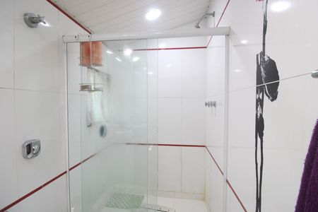 Casa de condomínio à venda com 170m², 3 quartos e 1 vagaBanheiro da suíte