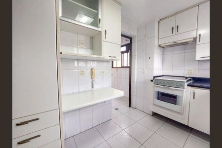 Cozinha de apartamento para alugar com 3 quartos, 97m² em Vila Andrade, São Paulo