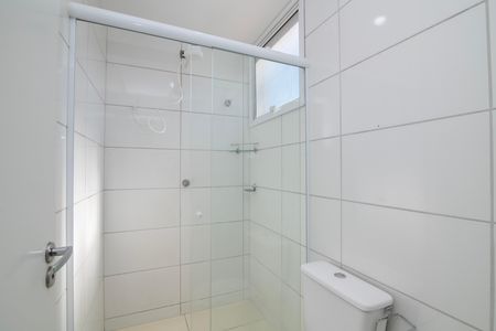 Apartamento para alugar com 57m², 2 quartos e 1 vaga Apartamento para alugar com 57m², 2 quartos e 1 vagaBanheiro do Quarto 2 Suíte
