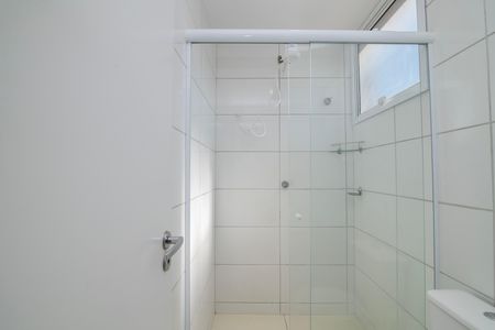 Apartamento para alugar com 57m², 2 quartos e 1 vaga Apartamento para alugar com 57m², 2 quartos e 1 vagaBanheiro do Quarto 2 Suíte