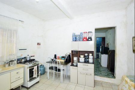 Casa à venda com 250m², 2 quartos e 8 vagasCozinha - Edícula 