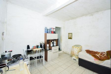 Casa à venda com 250m², 2 quartos e 8 vagasCozinha - Edícula 